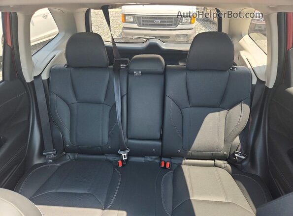 JF2SKAWC9KH428181 2019 SUBARU FORESTER Red Widok tylnych siedzeń