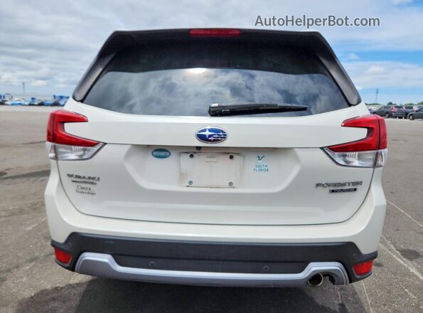 JF2SKAXC3MH574867 2021 SUBARU FORESTER White Rear view