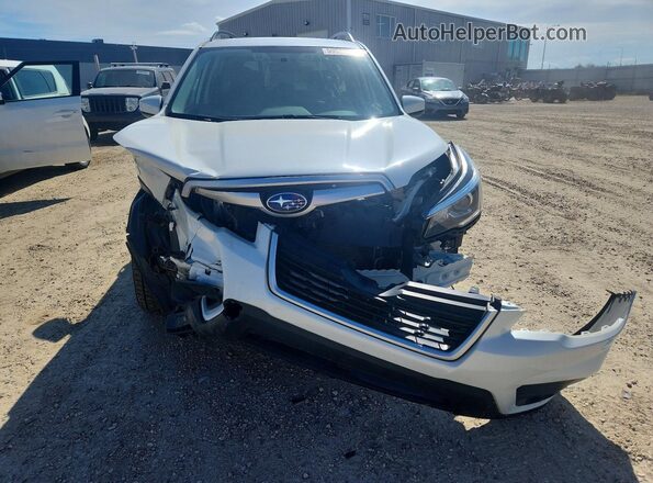 JF2SKEFC9LH537152 2020 SUBARU FORESTER White Widok z przodu