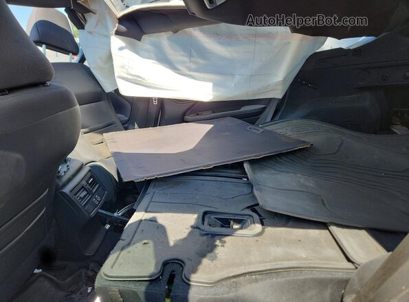JF2SLDBC6SH450479 2025 SUBARU FORESTER White Widok wnętrza z tyłu