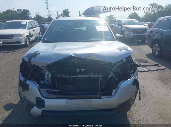 JF2SLDDC4SH498656 2025 SUBARU FORESTER Silver Rear interior view