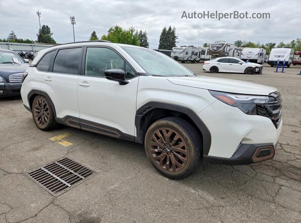 JF2SLDFC2SH617091 2025 SUBARU FORESTER White Front right