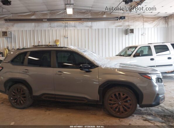 JF2SLDHC2SH463365 2025 SUBARU FORESTER Gray Rear interior view