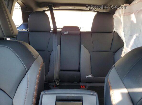 JF2SLDHC2SH616150 2025 SUBARU FORESTER Black Հետևի նստատեղերի տեսք