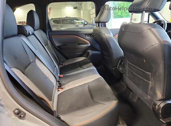 JF2SLDHC5SH598517 2025 SUBARU FORESTER Gray უკანა სალონის ხედი
