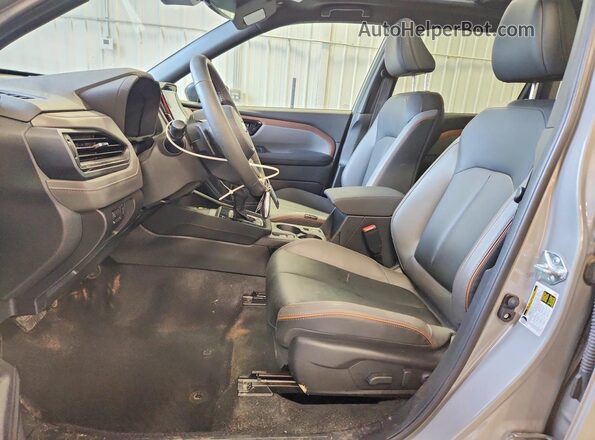 JF2SLDHC5SH598517 2025 SUBARU FORESTER Gray წინა სალონის ხედი