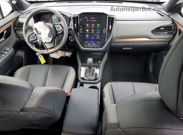 JF2SLDHC6SH541128 2025 SUBARU FORESTER Gray Вид панелі приладів