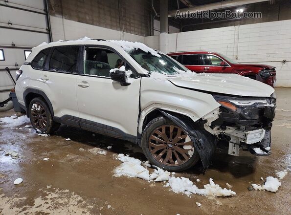 JF2SLDHC7SH520546 2025 SUBARU FORESTER White Delantero derecho