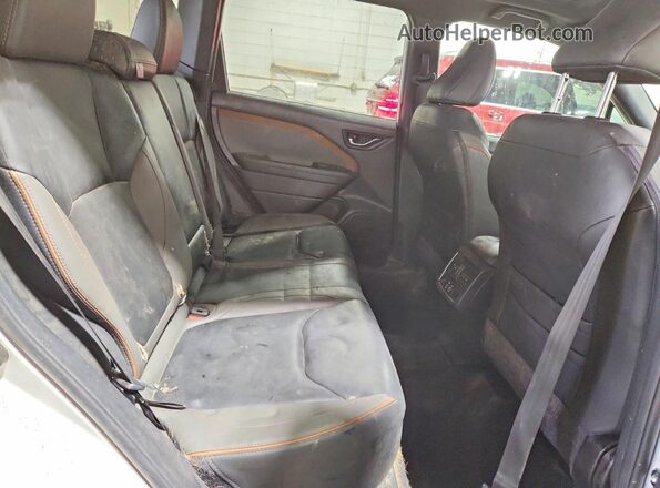 JF2SLDHC7SH520546 2025 SUBARU FORESTER White Vista interior trasera