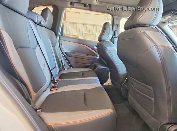 JF2SLDHC7SH547388 2025 SUBARU FORESTER White Rear interior view