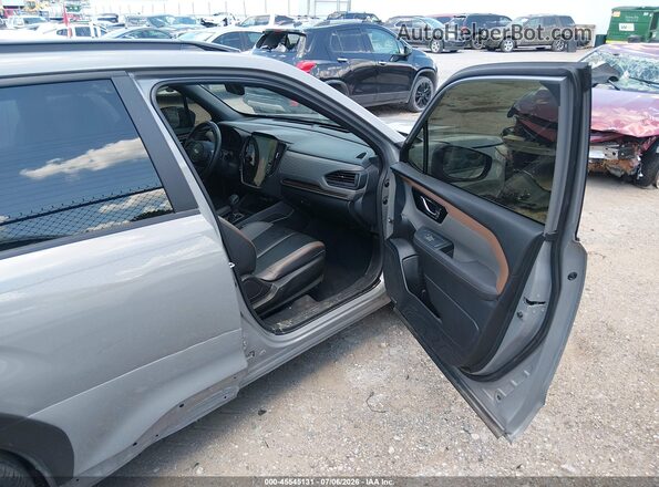 JF2SLDHC8SH425008 2025 SUBARU FORESTER Серый Вид салона спереди