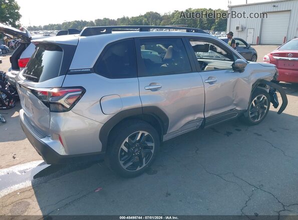 JF2SLDRC0SH496198 2025 SUBARU FORESTER Silver Задня права чверть