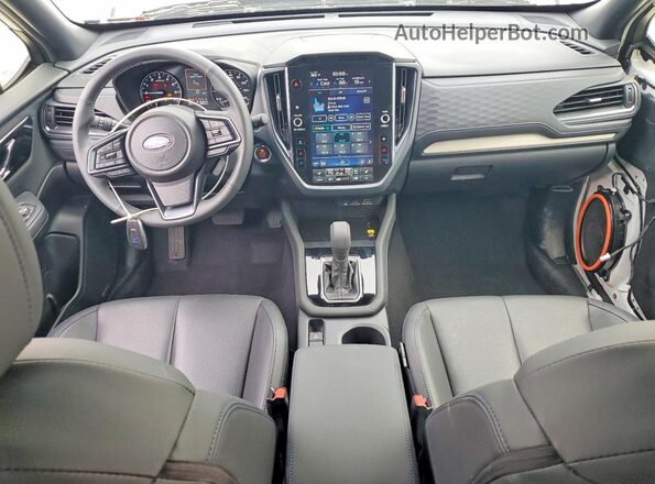 JF2SLDRC2SH459525 2025 SUBARU FORESTER White Vista del salpicadero