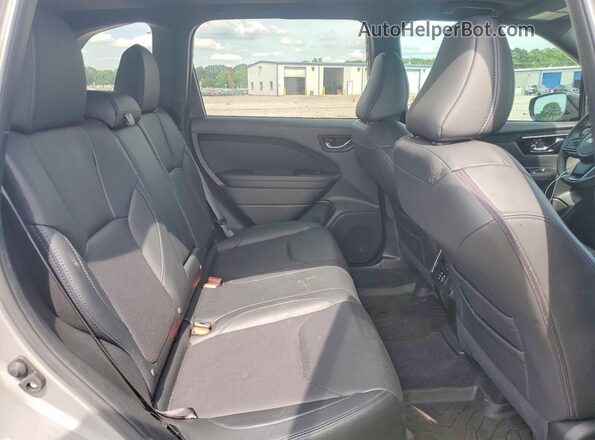 JF2SLDRC5SH486301 2025 SUBARU FORESTER Silver Vista interior trasera