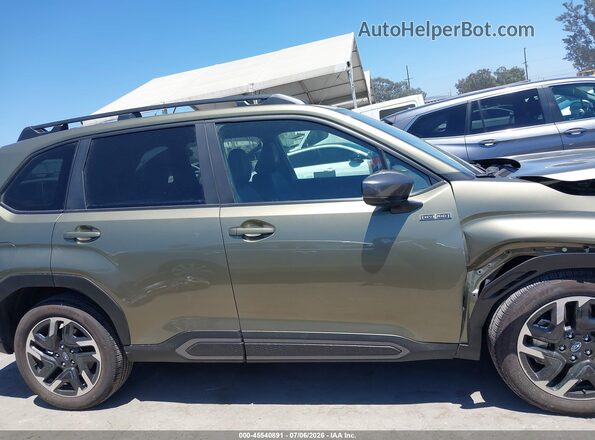 JF2SLSRD5SH426211 2025 SUBARU FORESTER Gold Widok wnętrza z tyłu