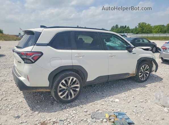 JF2SLSTD1SH420155 2025 SUBARU FORESTER White Հետևի աջ