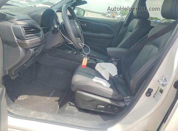 JF2SLSTD1SH420155 2025 SUBARU FORESTER White Սալոնի դիմացի տեսք