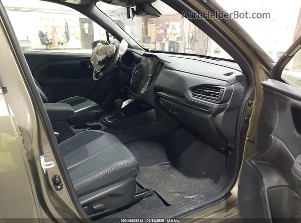 JF2SLSTD9SH407444 2025 SUBARU FORESTER Green Вид салону спереду