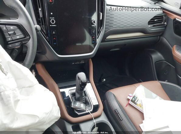 JF2SLSTD9SH421490 2025 SUBARU FORESTER Gray Widok deski rozdzielczej