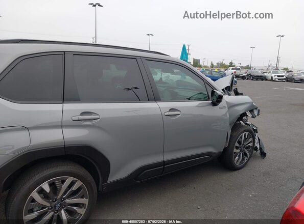 JF2SLSTD9SH421490 2025 SUBARU FORESTER Gray Widok wnętrza 360 stopni