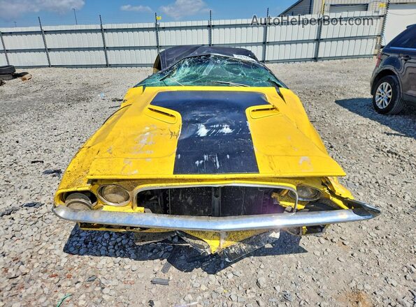 JH23G2B243962 1972 DODGE CHALLENGER Yellow Vista frontal