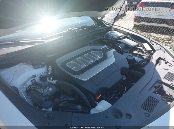 JH4KC1F50JC000216 2018 ACURA RLX White Vista trasera