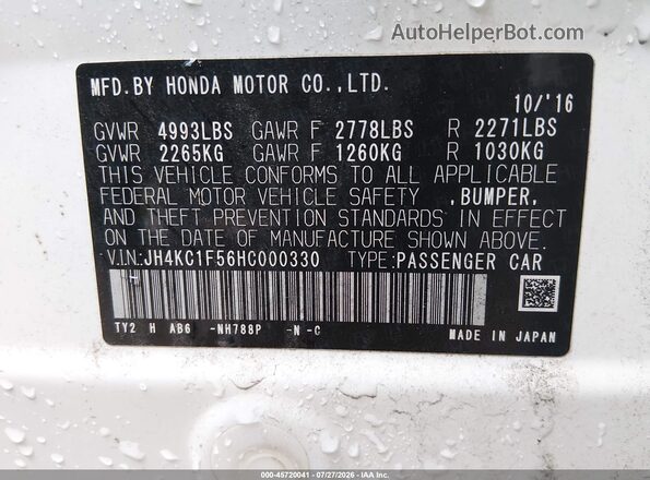 JH4KC1F56HC000330 2017 ACURA RLX White Engine compartment view