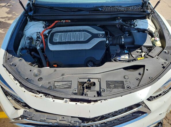 JH4KC2F93JC000204 2018 ACURA RLX White Vista interior trasera