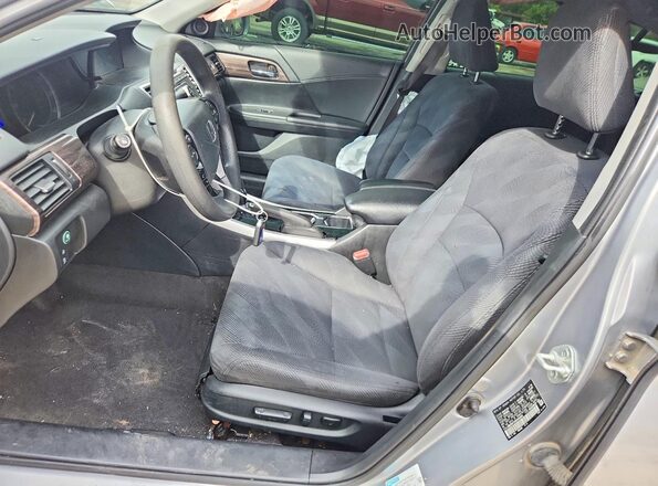 JHMCR6F34HC005895 2017 HONDA ACCORD Silver Front interior view