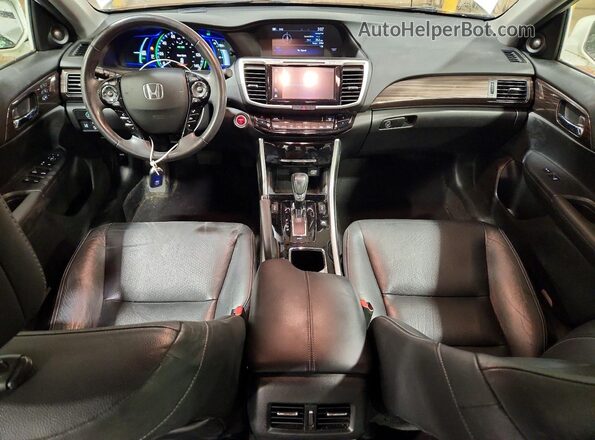 JHMCR6F54HC012993 2017 HONDA ACCORD Белый Вид панели приборов