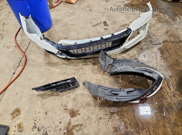 JHMCR6F54HC012993 2017 HONDA ACCORD Белый Вид подкапотного пространства