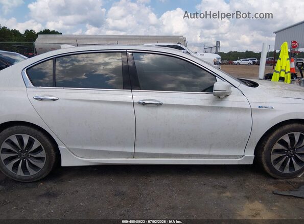 JHMCR6F75HC021140 2017 HONDA ACCORD White Widok wnętrza z tyłu