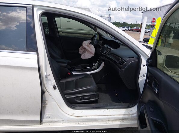 JHMCR6F75HC021140 2017 HONDA ACCORD White Widok wnętrza z przodu