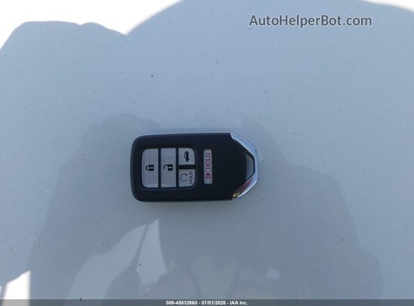 JHMCR6F77HC006798 2017 HONDA ACCORD Белый Вид панели приборов