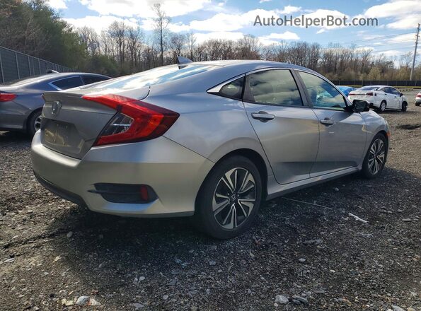 JHMFC1F35JX017537 2018 HONDA CIVIC Silver Trasero derecho