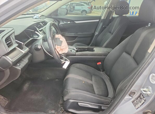 JHMFC1F37JX032248 2018 HONDA CIVIC Серебряный Вид салона спереди