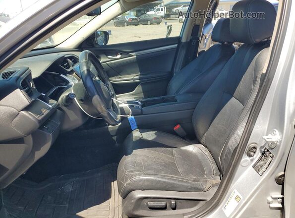JHMFC1F72JX043757 2018 HONDA CIVIC Silver Вид салону спереду
