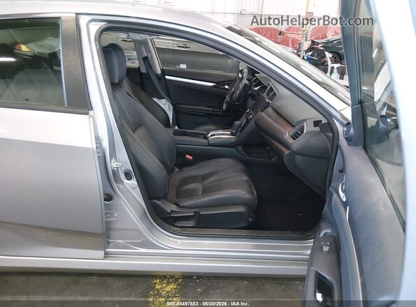JHMFC1F86JX006431 2018 HONDA CIVIC Silver Widok wnętrza z przodu