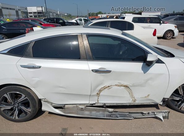 JHMFC1F91JX033853 2018 HONDA CIVIC White Rear interior view
