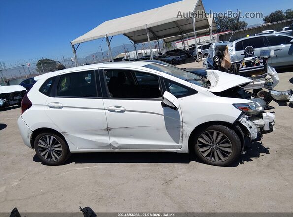 JHMGK5H72GS007987 2016 HONDA FIT Белый Вид задней части салона