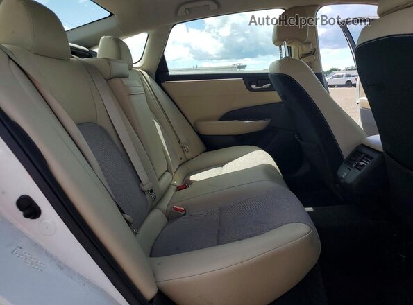JHMZC5F11JC005637 2018 HONDA CLARITY White Հետևի նստատեղերի տեսք