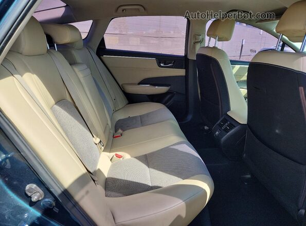 JHMZC5F15JC016723 2018 HONDA CLARITY Green Vista de los asientos traseros