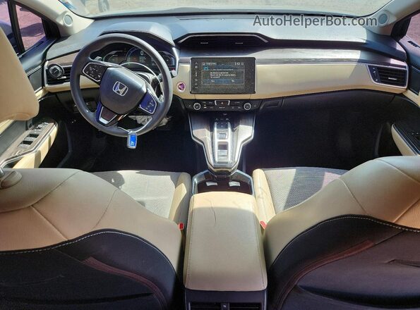 JHMZC5F15JC016723 2018 HONDA CLARITY Green Vista del salpicadero