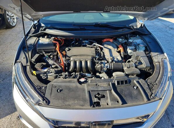 JHMZC5F38JC003109 2018 HONDA CLARITY Silver Вид задньої частини салону
