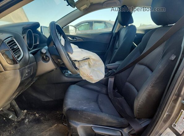 JM1BM1K7XG1318550 2016 MAZDA 3 Gray Front interior view