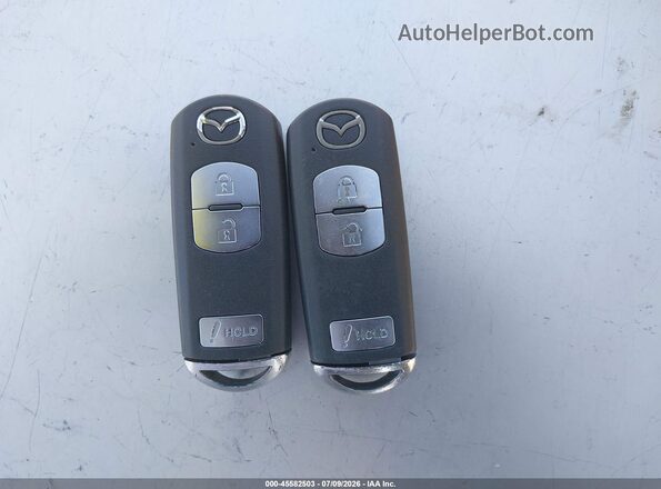 JM1BM1L76G1326207 2016 MAZDA 3 Red Առջևի վահանակի տեսք