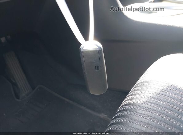 JM1BM1M7XG1349228 2016 MAZDA 3 Silver Widok deski rozdzielczej
