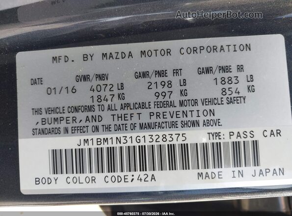 JM1BM1N31G1328375 2016 MAZDA 3 Gray Vista del compartimento del motor