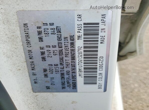 JM1BM1U70G1328792 2016 MAZDA 3 Белый Вид подкапотного пространства