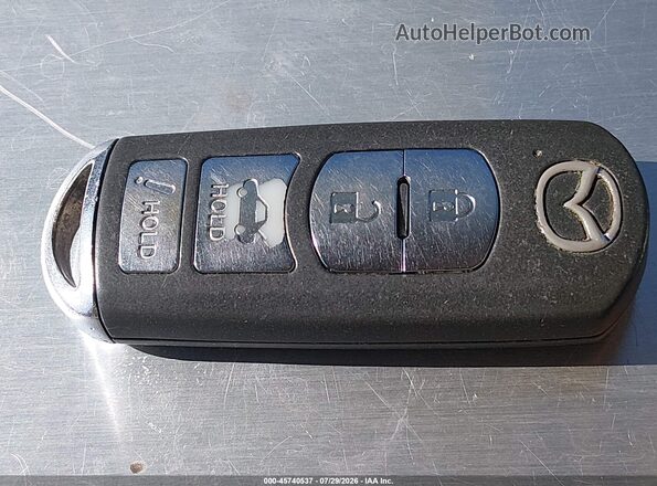 JM1BM1U76G1335407 2016 MAZDA 3 Silver Vista del salpicadero